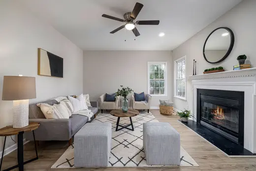 Salon préparé pour une prise de vue