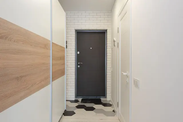 Pièce étroite cadrée au grand angle